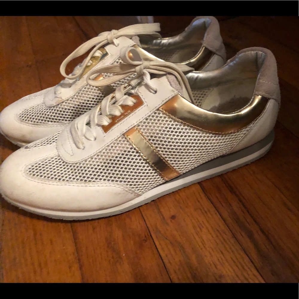Michael Kors white & gold tennis shoes